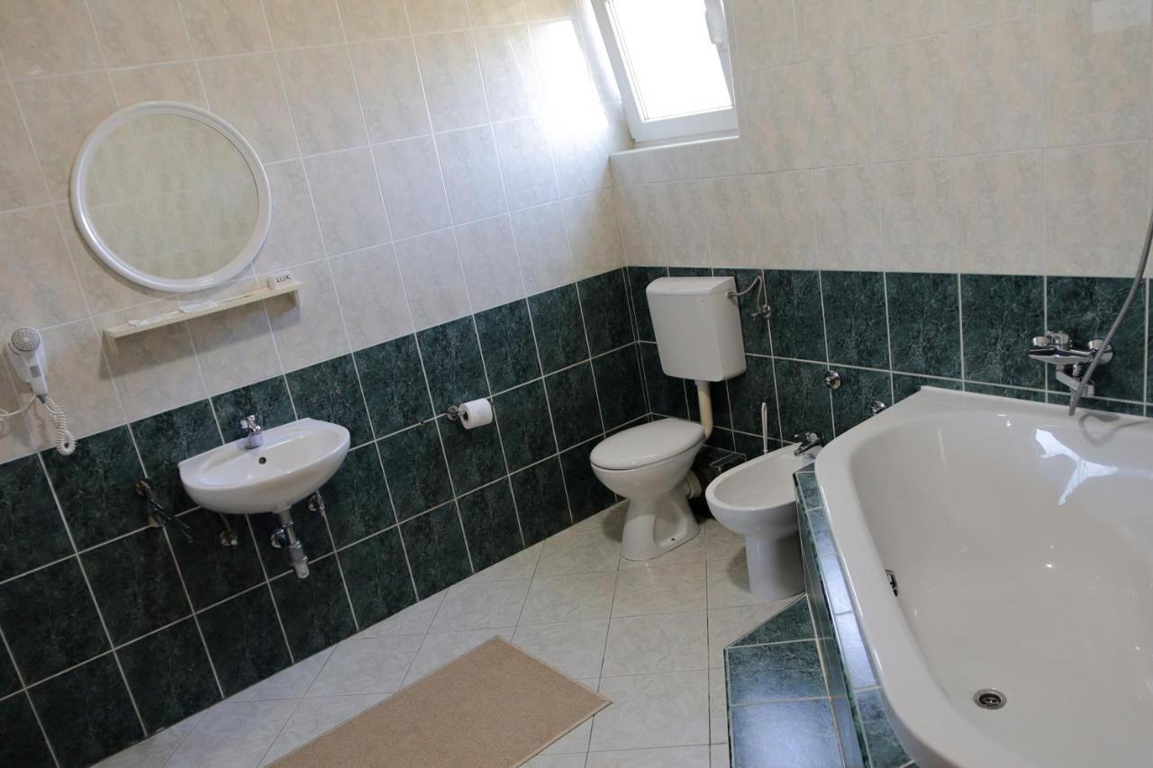 Motel Lav Capljina Ngoại thất bức ảnh